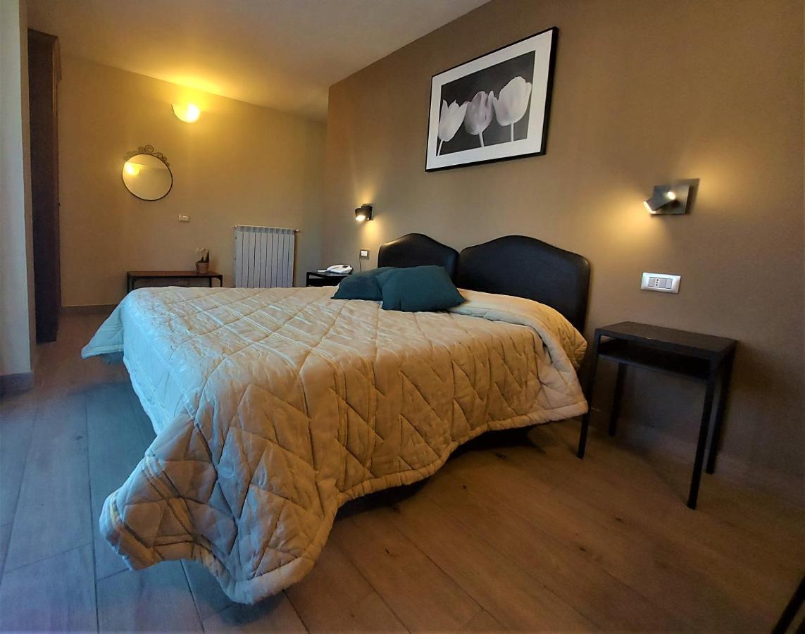 Hotel Altopiano Delle Rocche Rocca di Mezzo Esterno foto