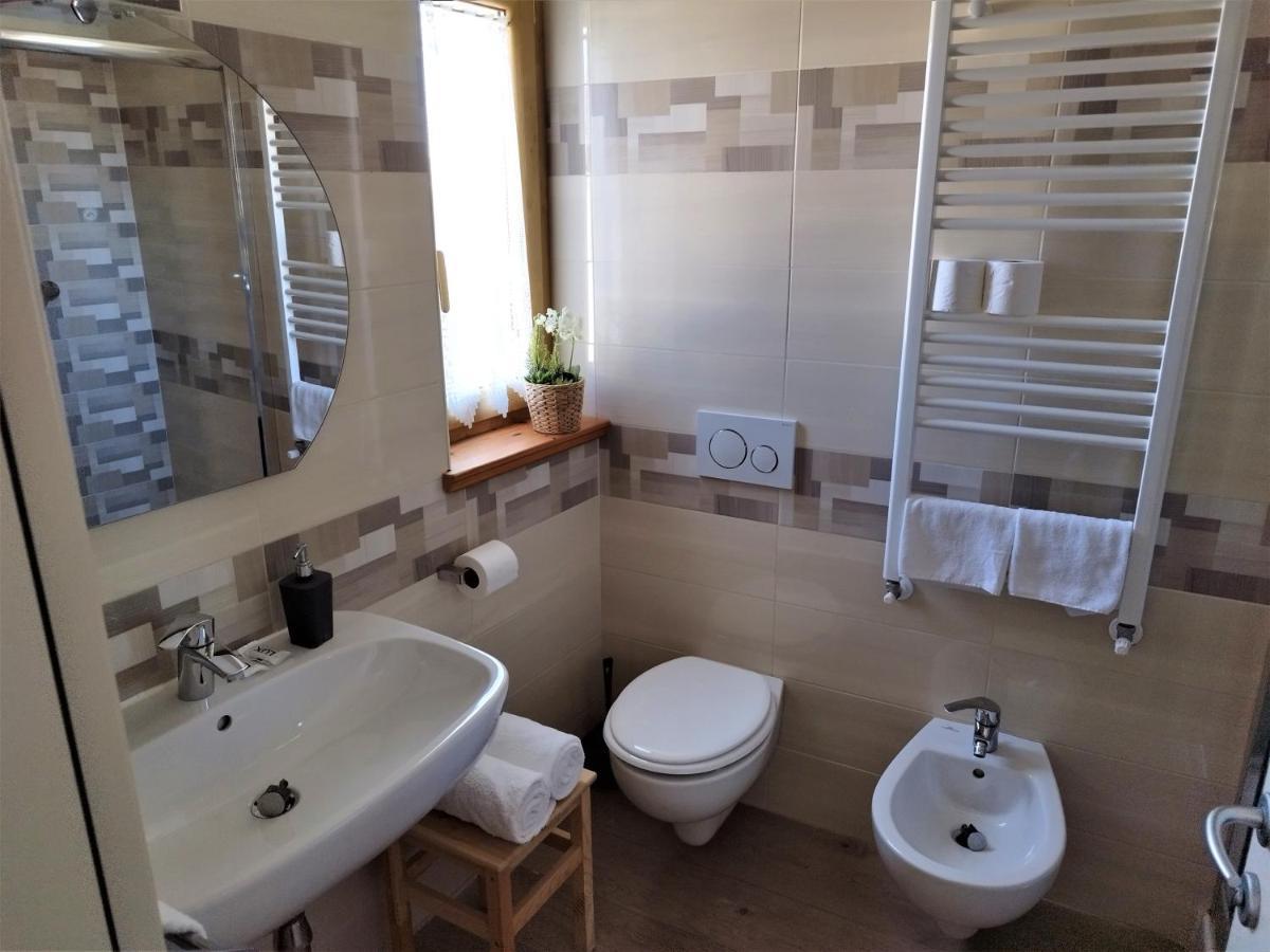 Hotel Altopiano Delle Rocche Rocca di Mezzo Esterno foto