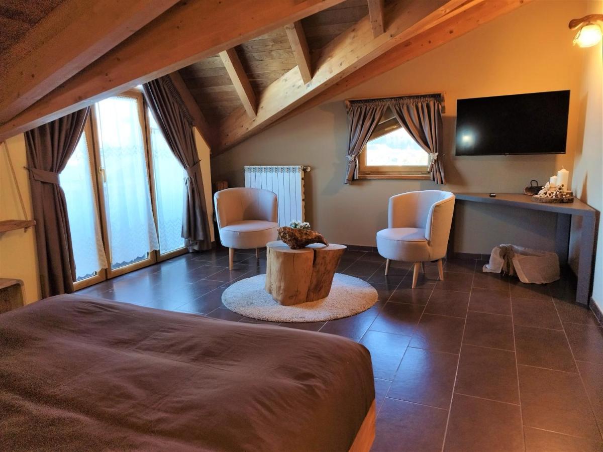Hotel Altopiano Delle Rocche Rocca di Mezzo Esterno foto