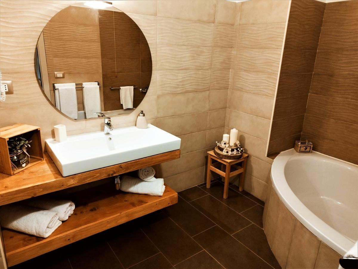 Hotel Altopiano Delle Rocche Rocca di Mezzo Esterno foto