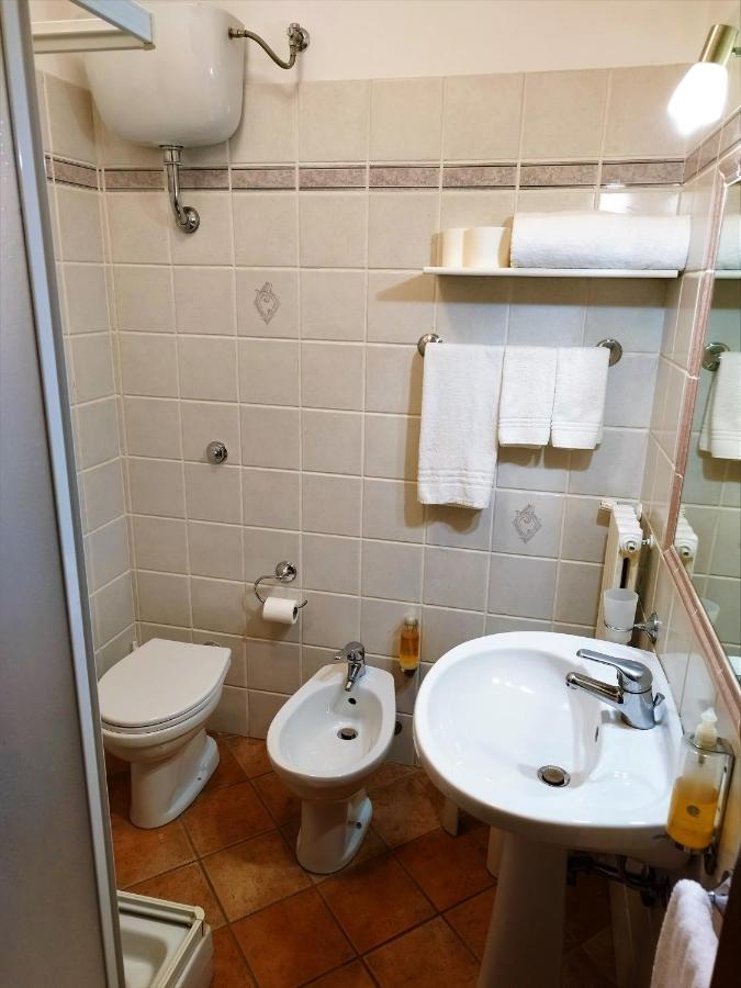 Hotel Altopiano Delle Rocche Rocca di Mezzo Esterno foto